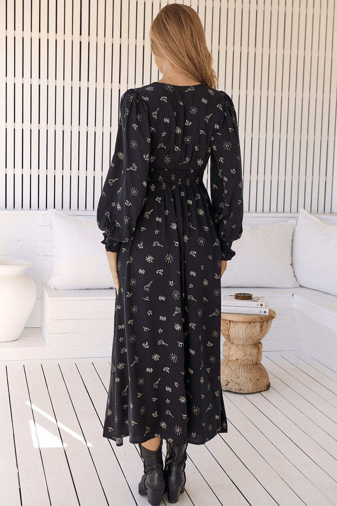 JAASE - Daphne Maxi Dress: A Line Dress with Long Balloon Sleeves in Love Is All Around Print