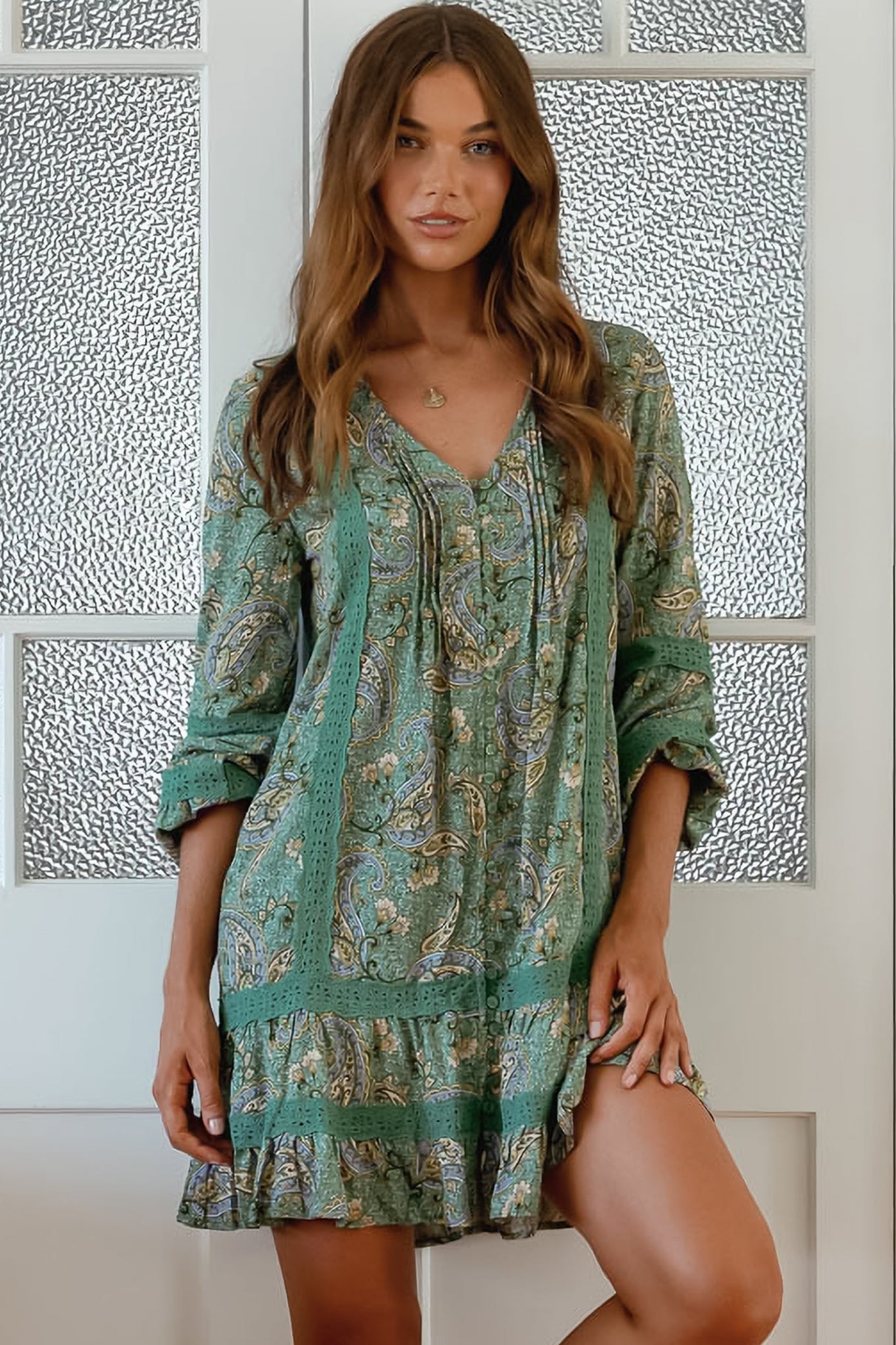 JAASE - Abio Mini Dress: V-Neck Lace Detailed Button Down with Long Sleeves in Sagewood Print