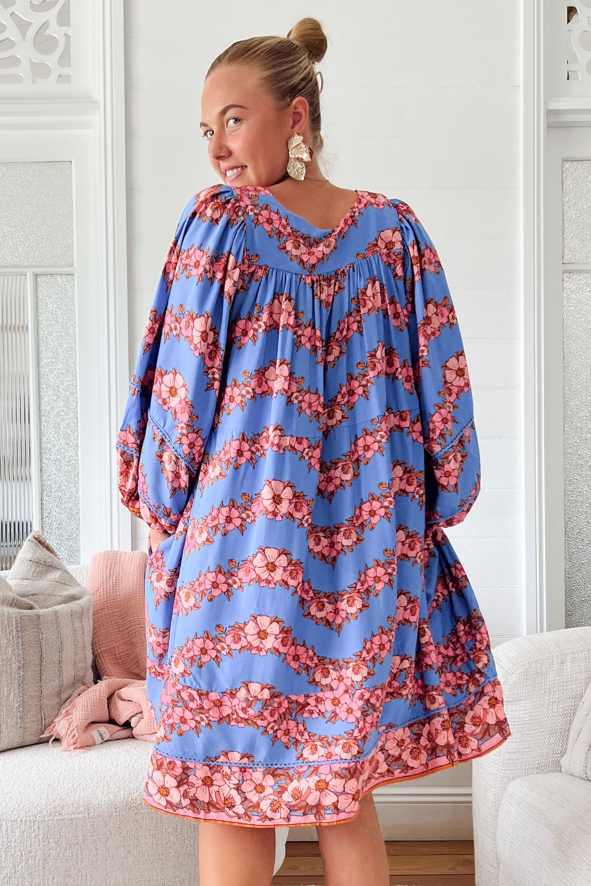 JAASE - Adela Mini Dress: Oversized Smock Dress with Batwing Sleeves in Little Flowers Print