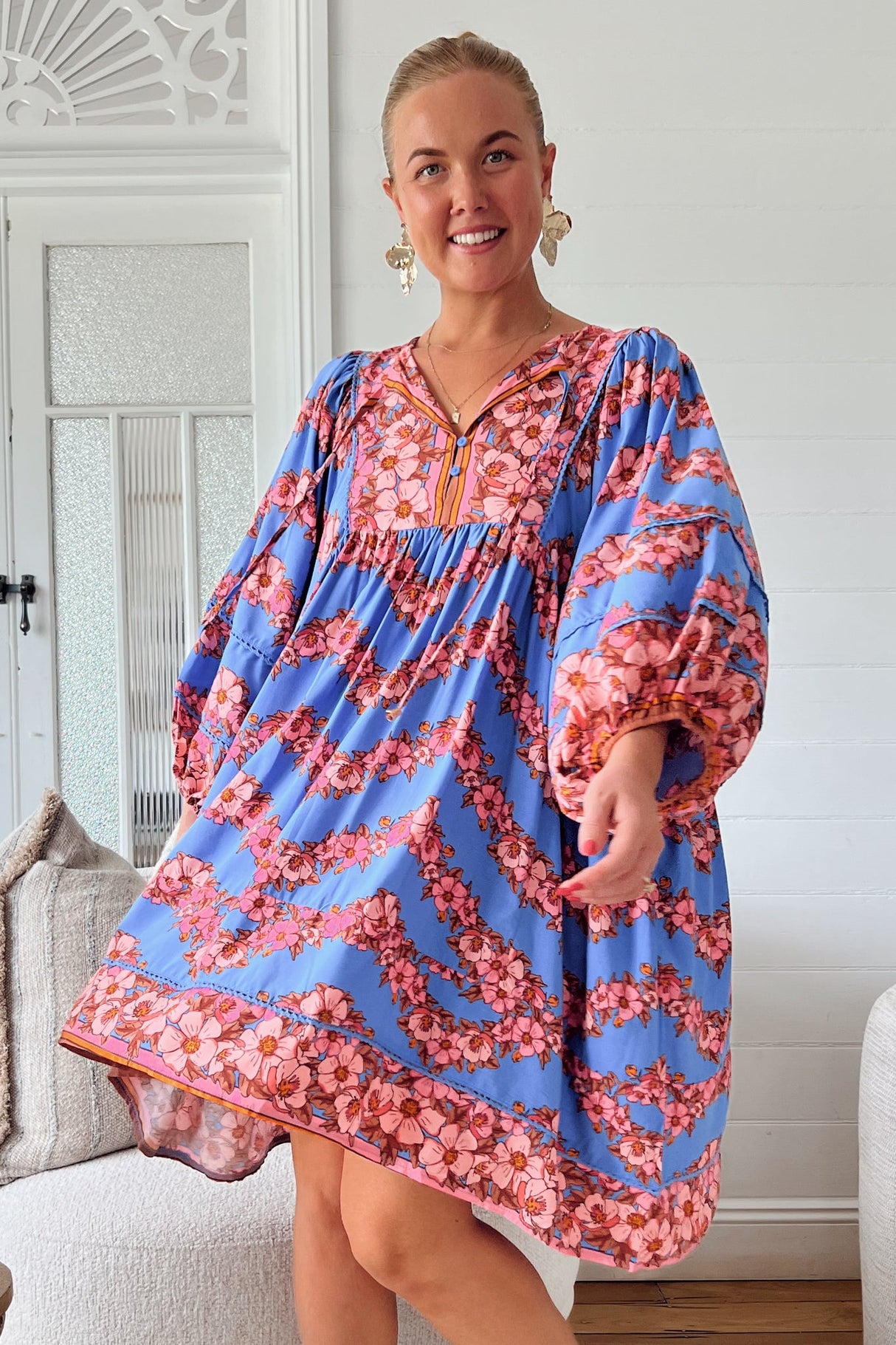 JAASE - Adela Mini Dress: Oversized Smock Dress with Batwing Sleeves in Little Flowers Print