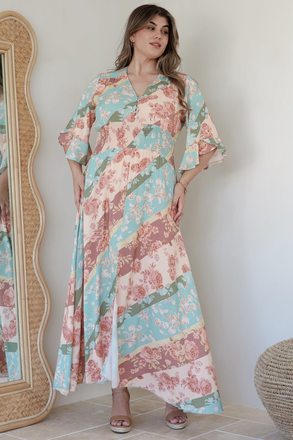 Alba Maxi Dress - Buttoned Bodice A Line Dress With Flute Sleeves In Clavelle Print