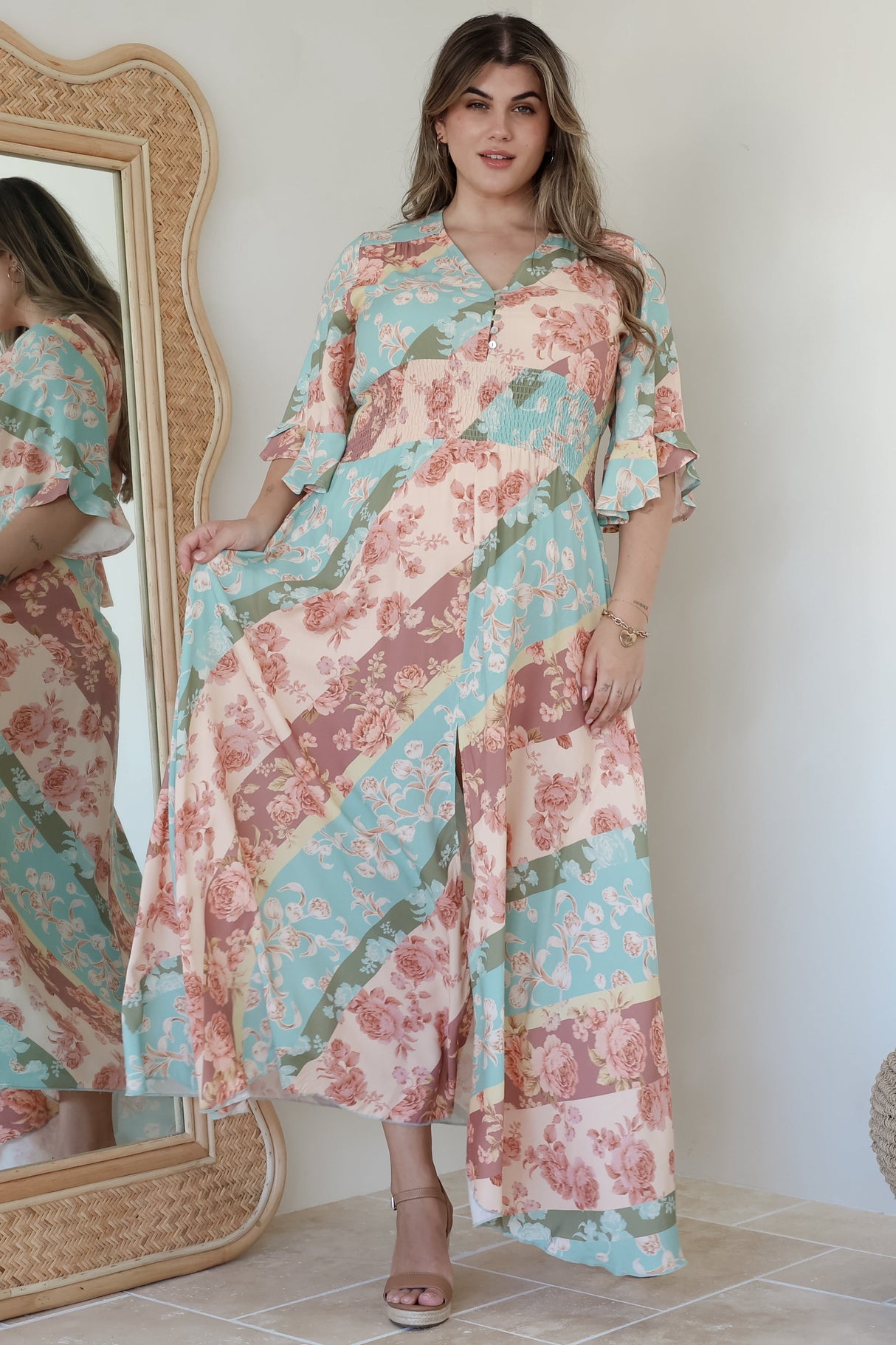 Alba Maxi Dress - Buttoned Bodice A Line Dress With Flute Sleeves In Clavelle Print