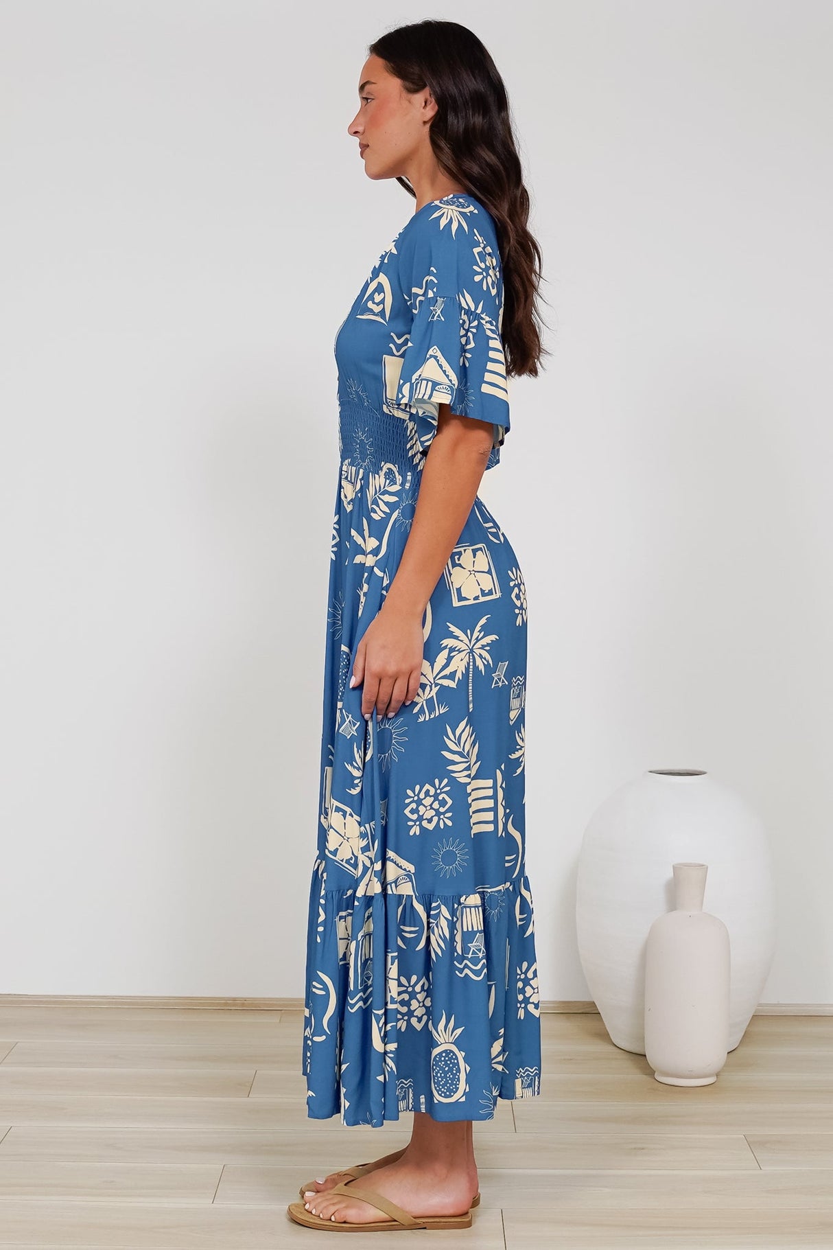 Alba Maxi Dress - Buttoned Bodice A Line Dress With Flute Sleeves In Quanda Print