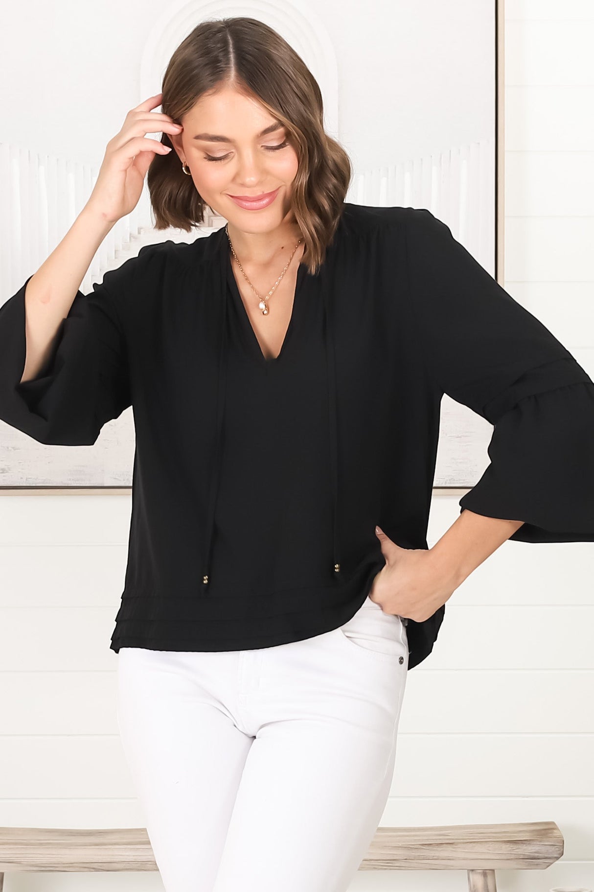 Albany Top - Pleating Details Pull Over Top With Long Balloon Sleeves In Black