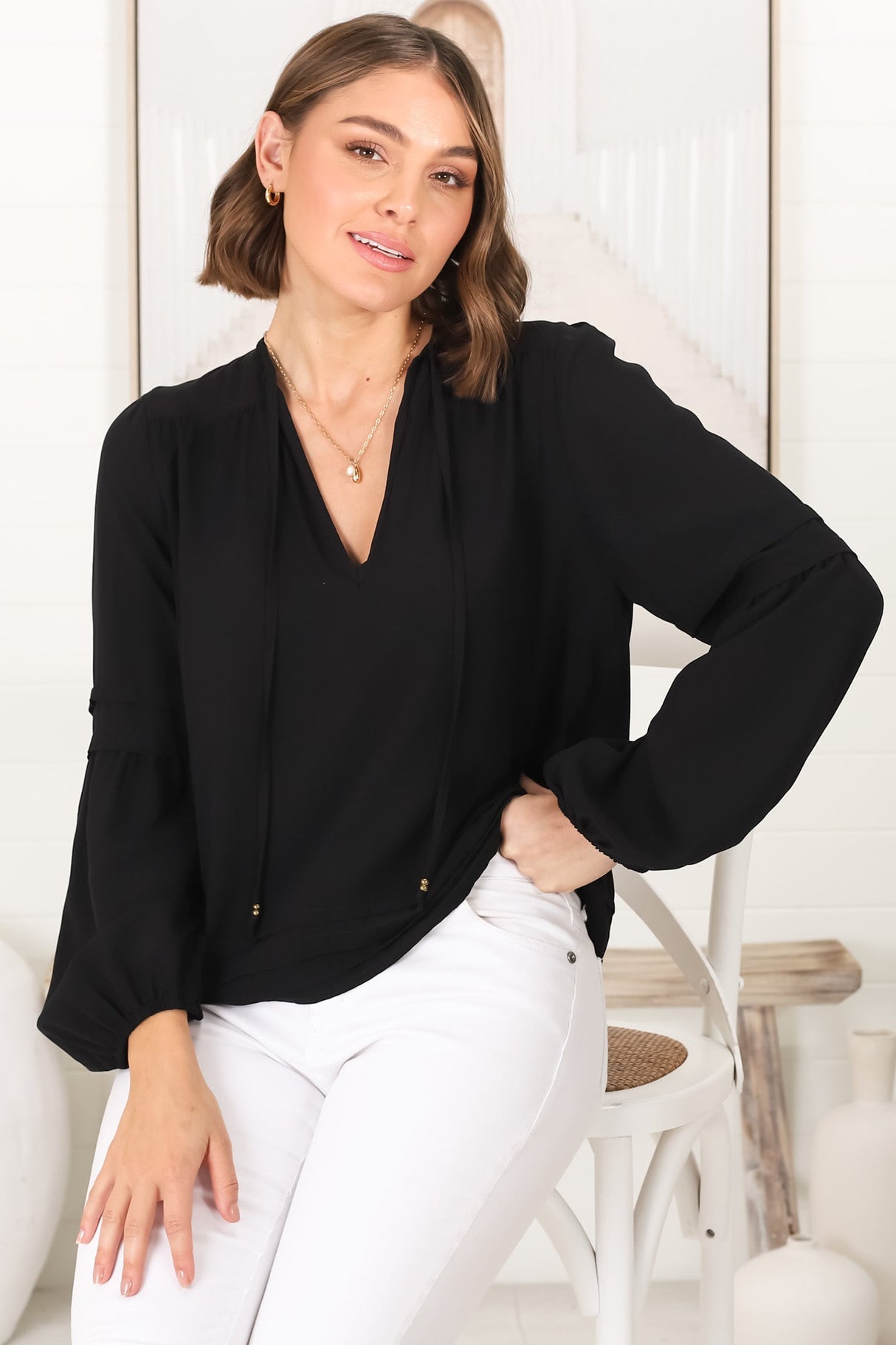 Albany Top - Pleating Details Pull Over Top With Long Balloon Sleeves In Black