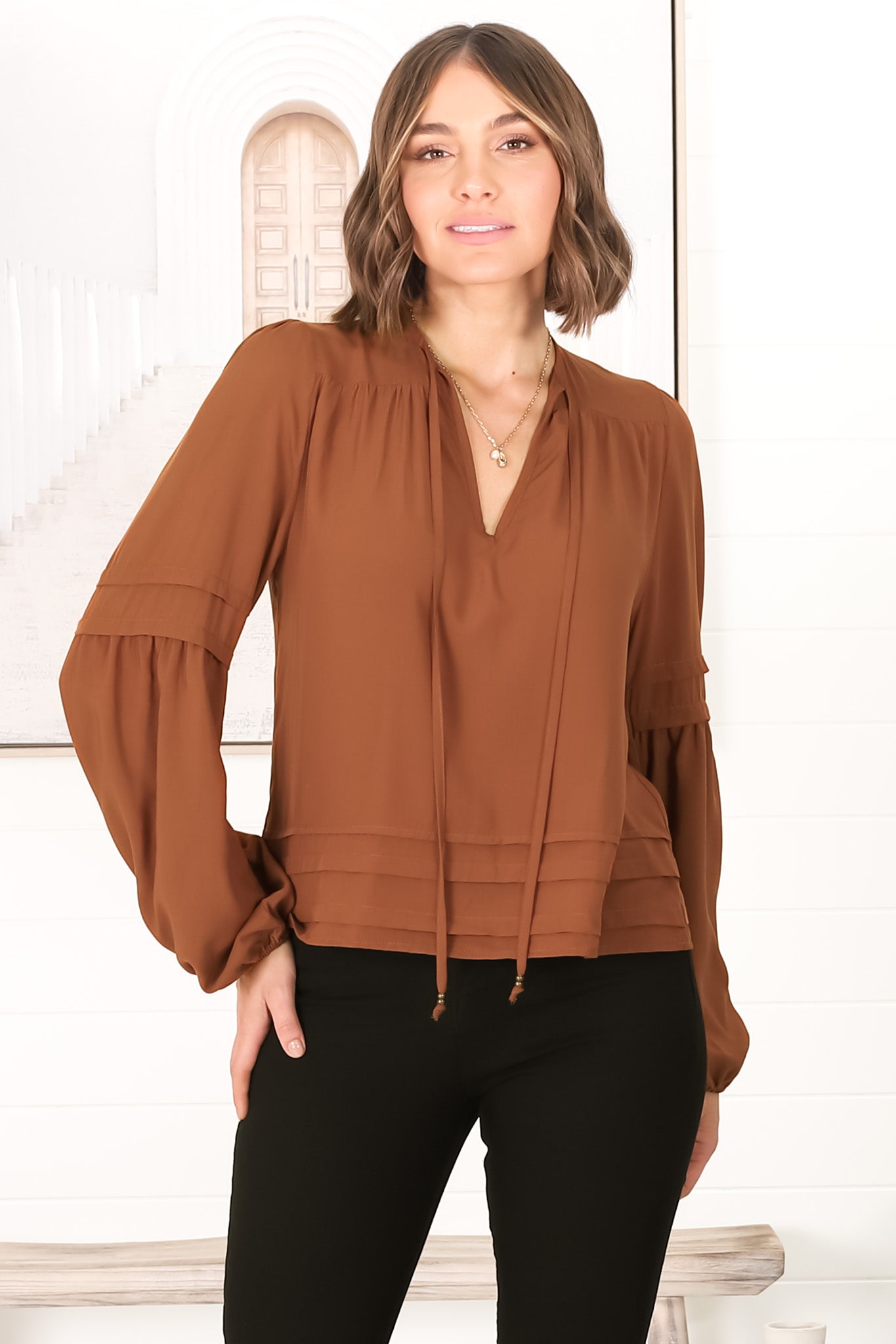 Albany Top - Pleating Details Pull Over Top with Long Balloon Sleeves in Tan