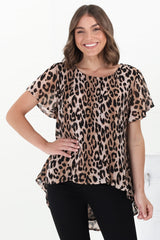 Alek Blouse - Plisse Cap Sleeve Top with High-Low Hemline in Leopard Print