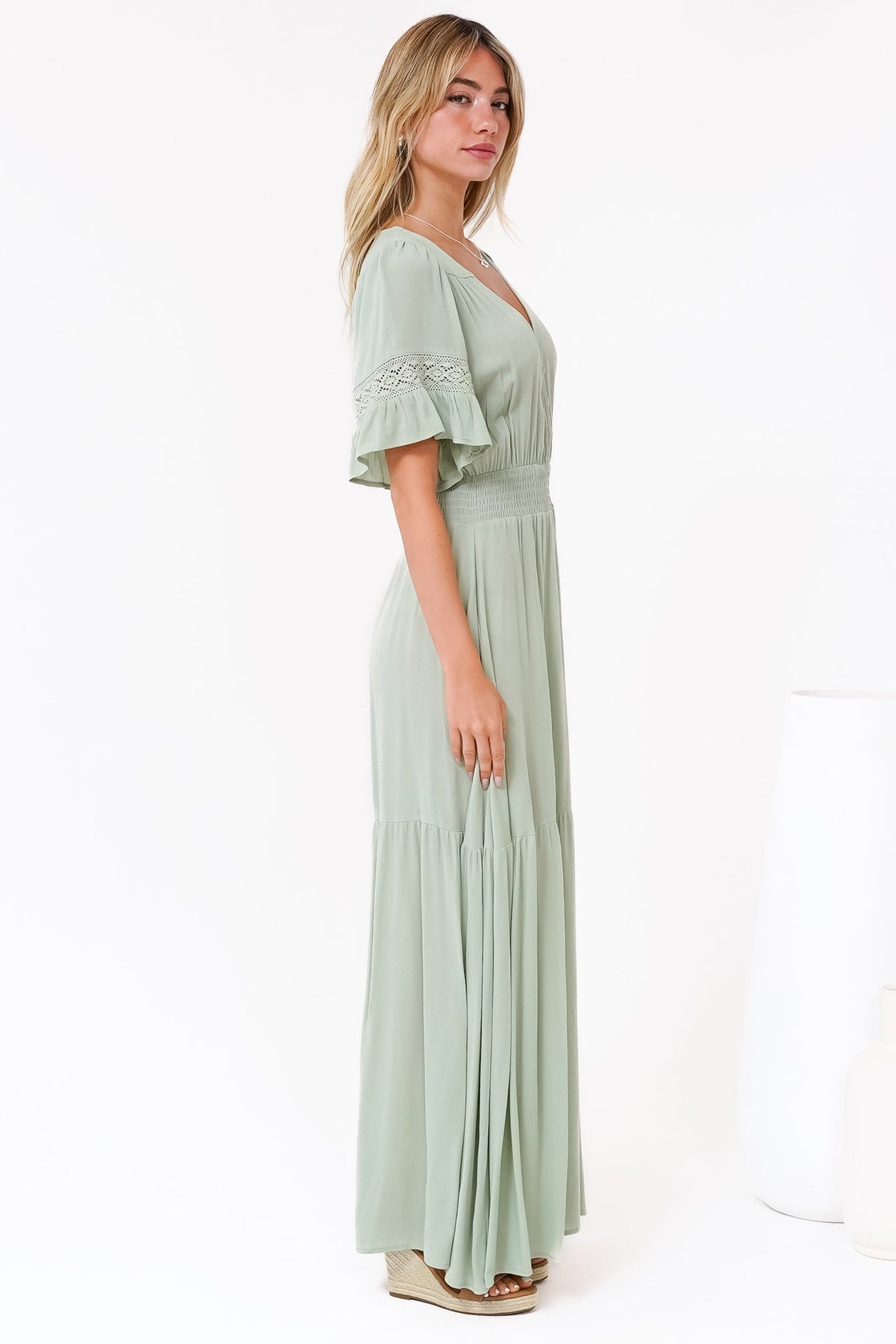Alexandra Maxi Dress - Delicate Lace Detailed A-Line Dress with Short Sleeves in Mint