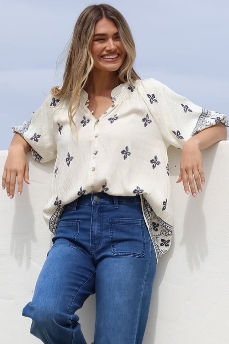 Alicia Top - Mandarin Collar Buttoned-Down Top in Sahara Print Navy