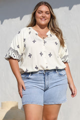 Alicia Top - Mandarin Collar Buttoned-Down Top in Sahara Print Navy
