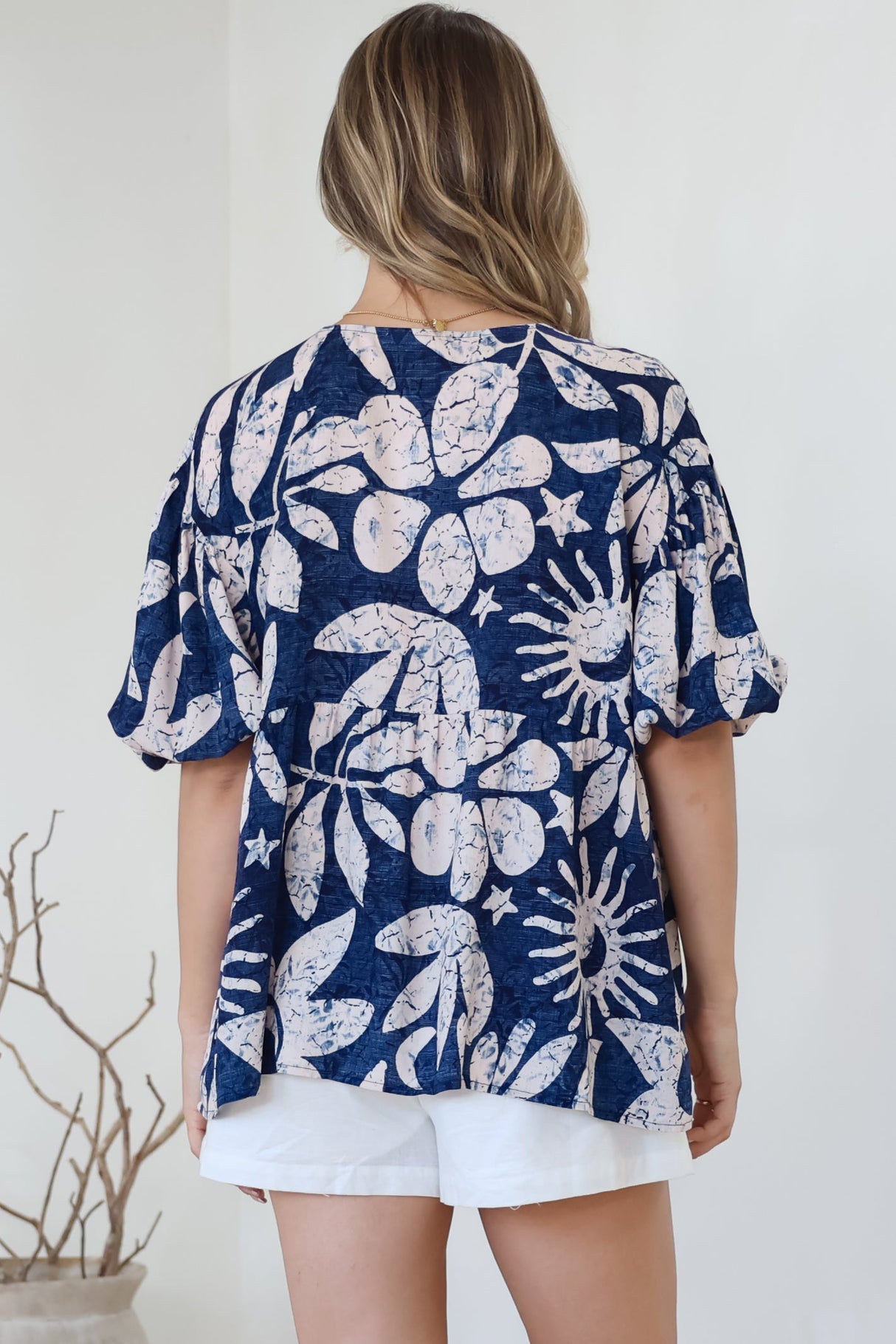 Amalia Blouse - V-Neck Smock Top with Balloon Sleeves in Moonshadow Print