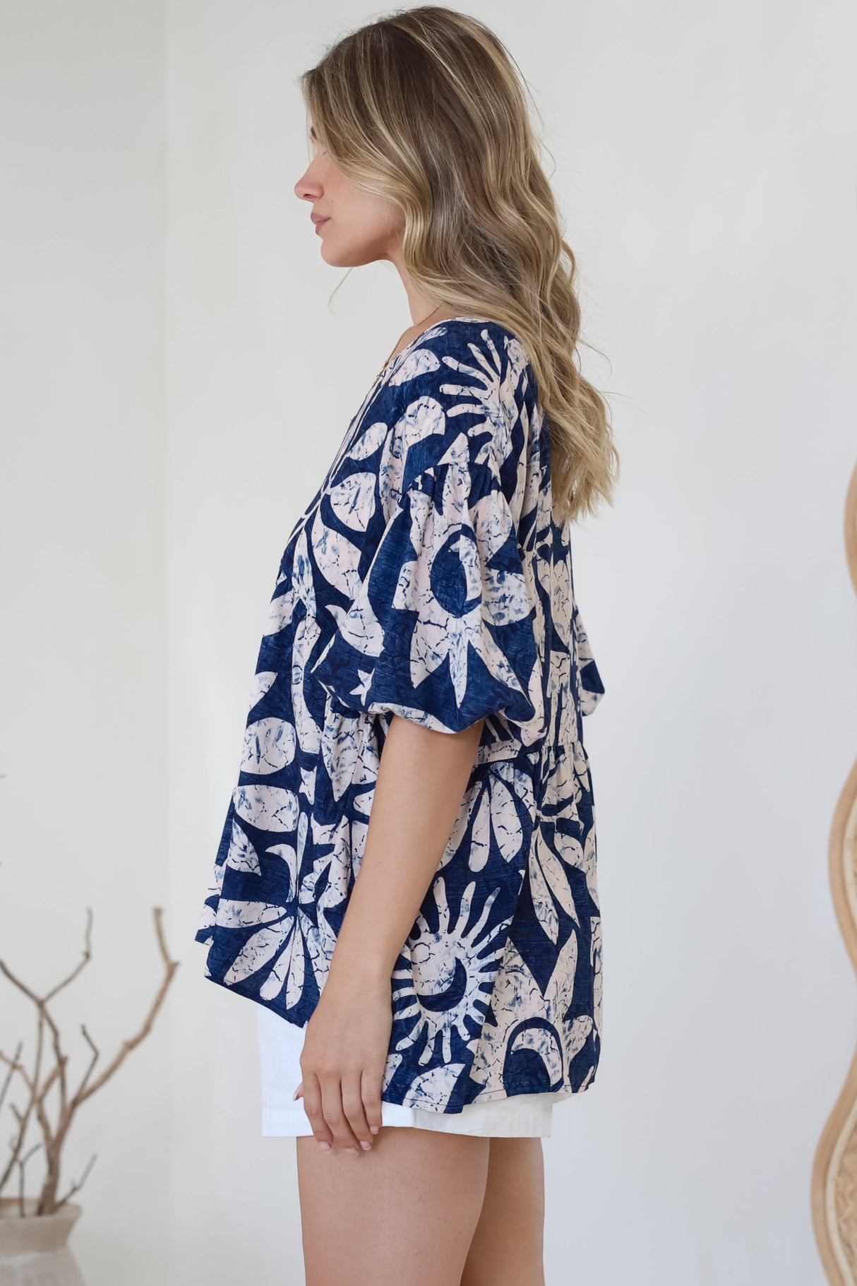 Amalia Blouse - V-Neck Smock Top with Balloon Sleeves in Moonshadow Print