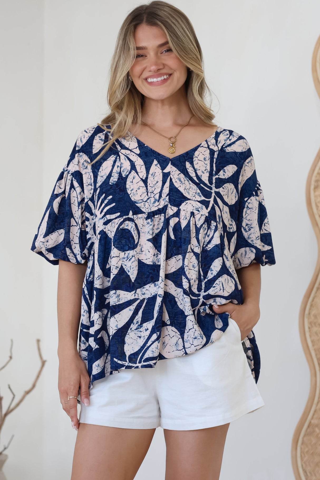 Amalia Blouse - V-Neck Smock Top with Balloon Sleeves in Moonshadow Print