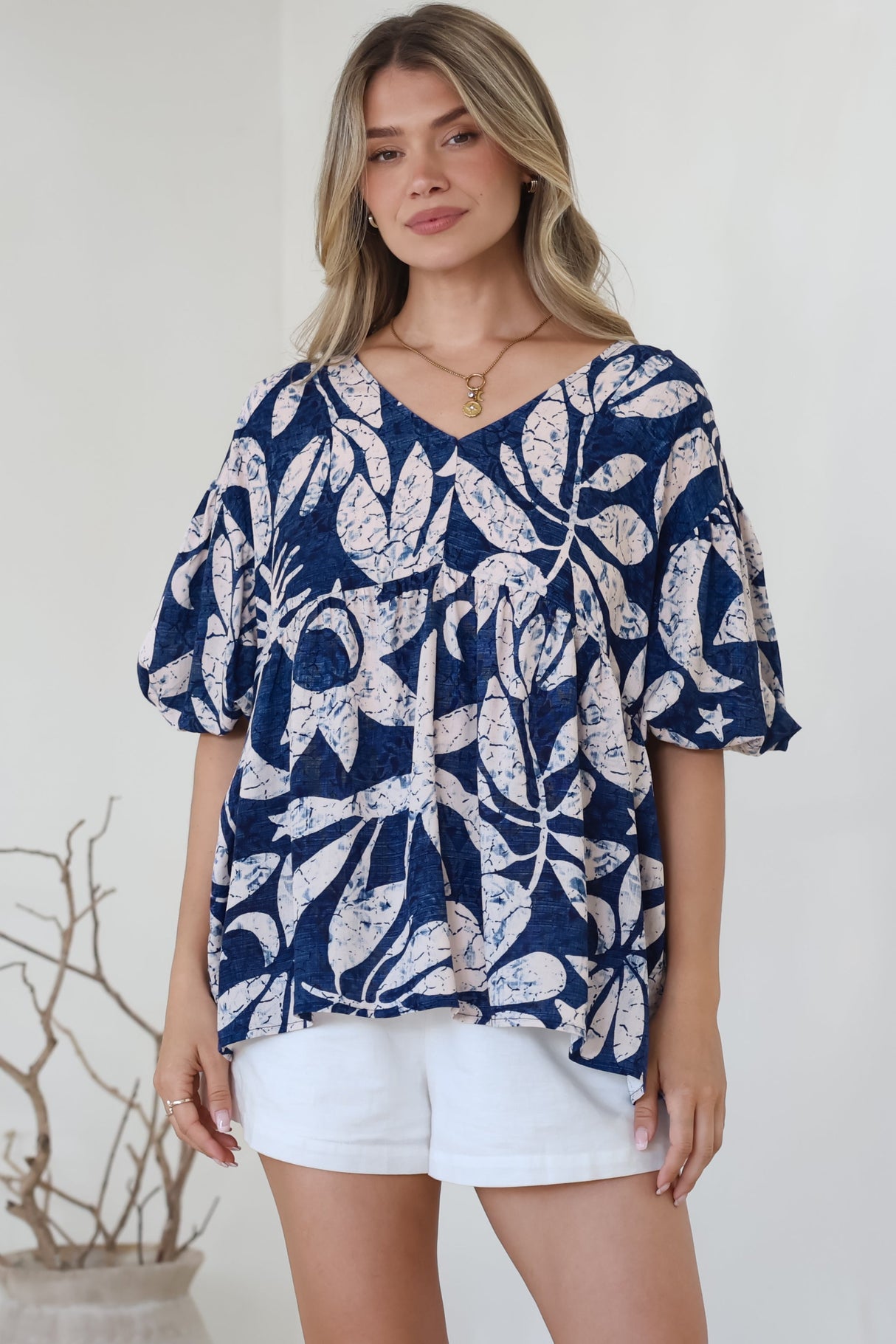 Amalia Blouse - V-Neck Smock Top with Balloon Sleeves in Moonshadow Print