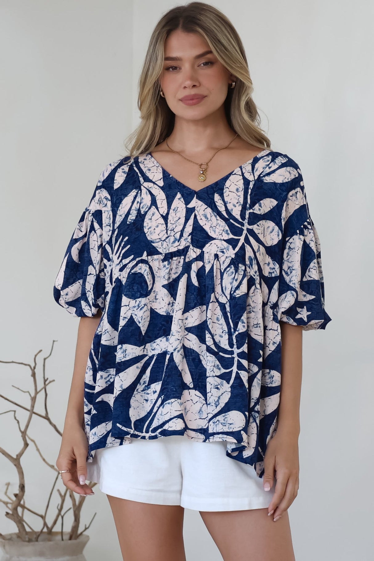 Amalia Blouse - V-Neck Smock Top with Balloon Sleeves in Moonshadow Print