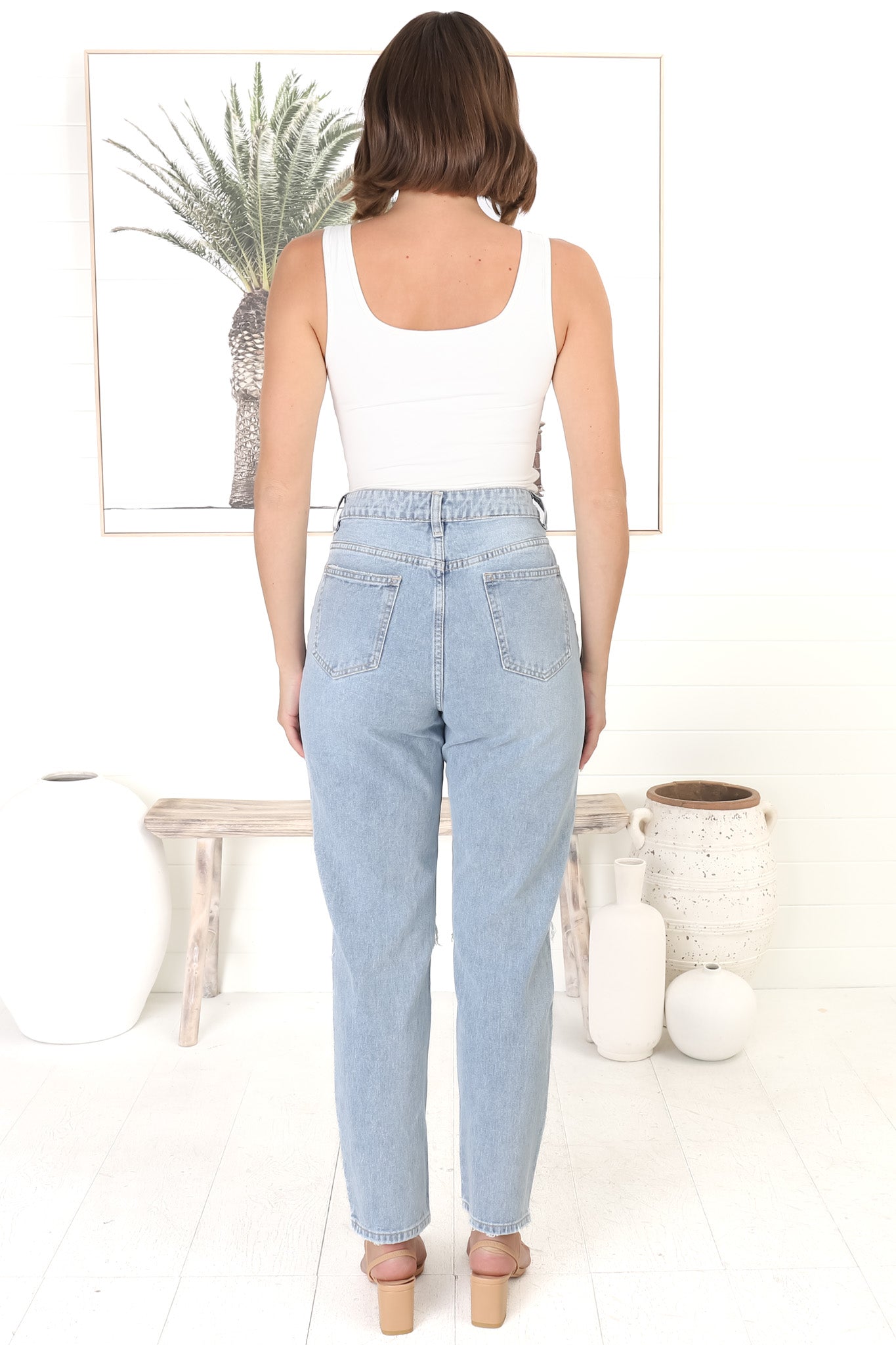 Amanda Boyfriend Jeans - High Waisted Distressed Ripped Knee Boyfriend Jeans in Light Denim