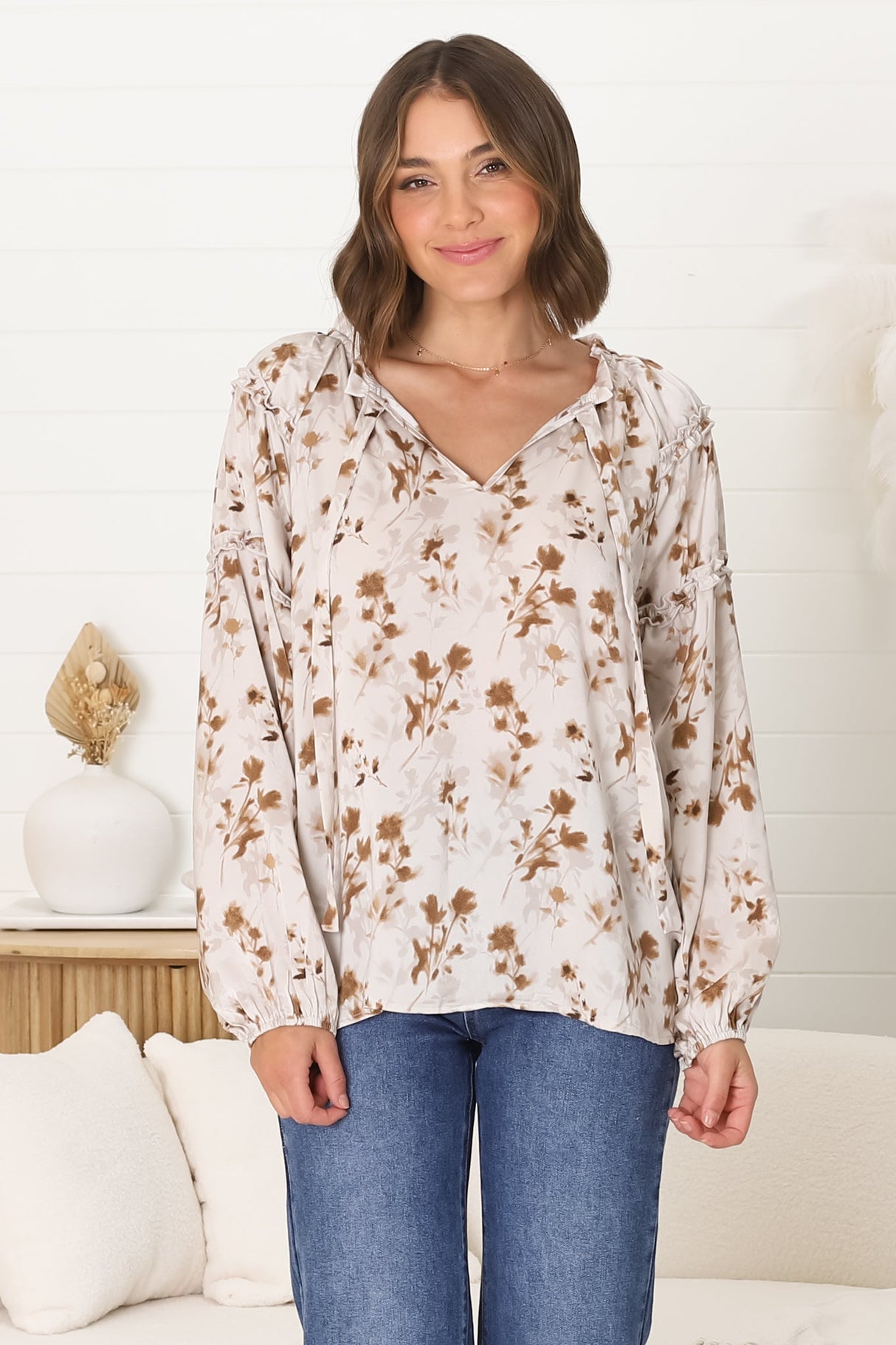 Analia Blouse - Pullover Blouse with Frill Collar and Neck Tie in Ledah Print