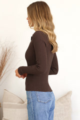 Andee Knit Top - Wing Collar V-Neck Ribbed Long Sleeve Top in Chocolate