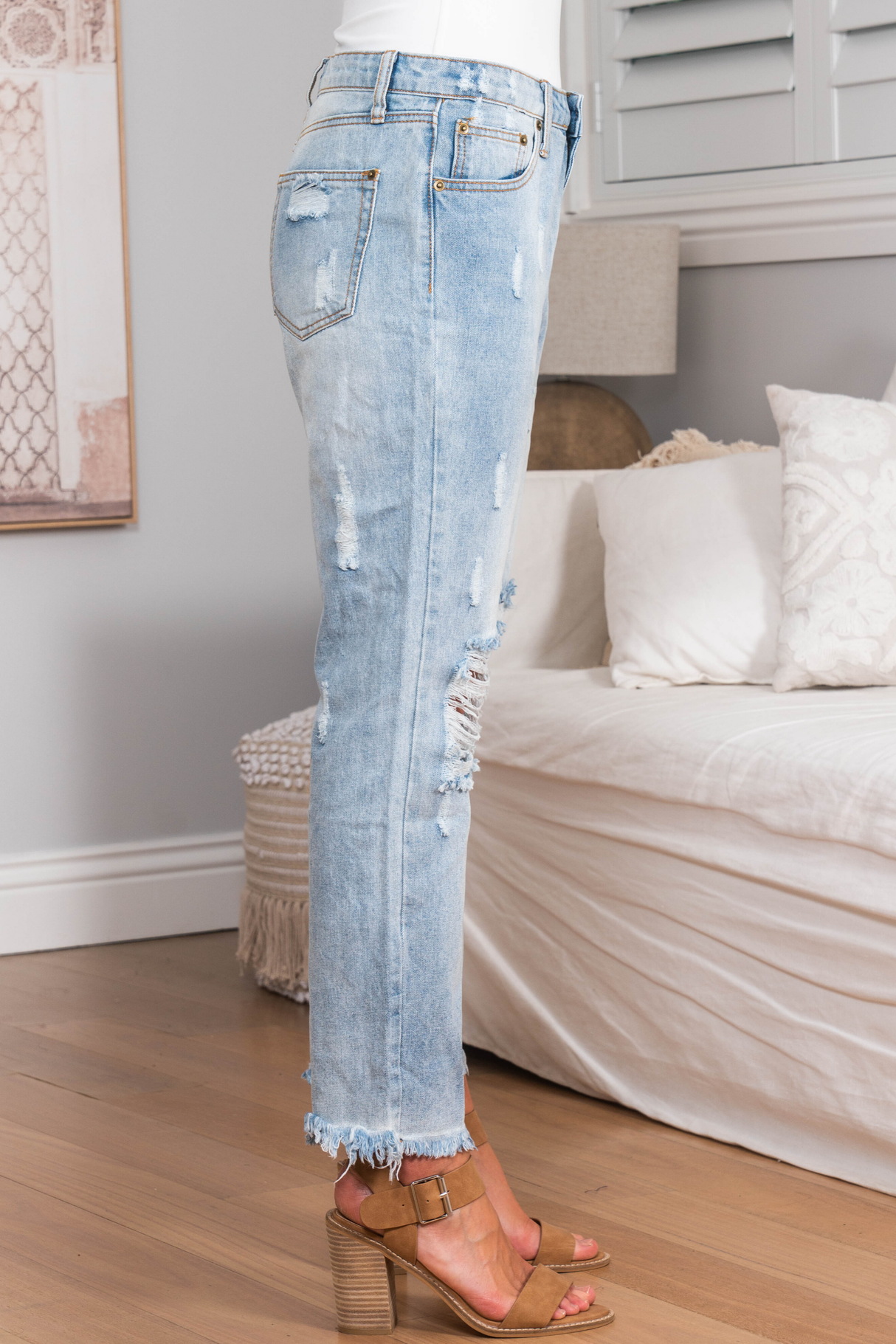 Annie Boyfriend Jeans - Distressed Mid Rise Boyfriend Jeans in Light Denim