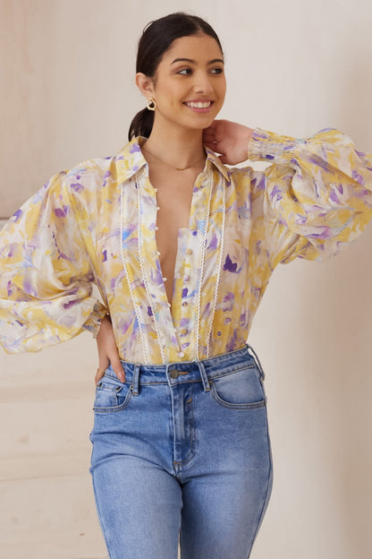 Aralyn Blouse - Balloon Sleeve Button Down Shirt in Yellow Floral