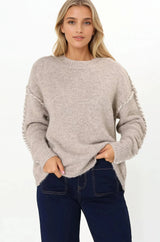 Ardie Jumper - Crew Neck Jumper with Contrast Stitching in Beige