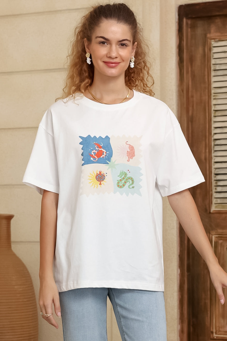 Arion T-Shirt - Crew Neck Relaxed Fit Graphic Tee in Sylas Print