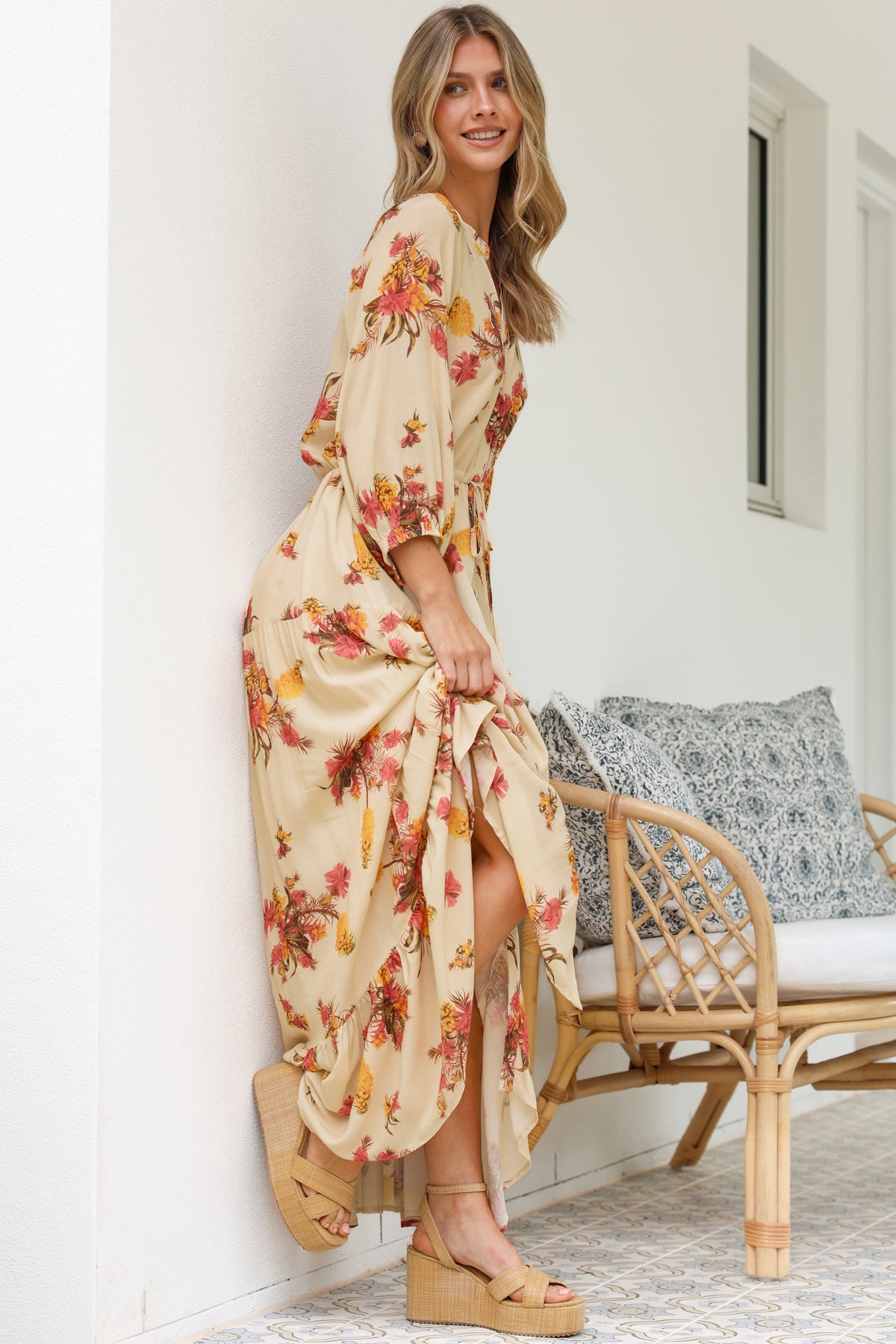 Arlete Maxi Dress - Drawstring Waist Shirt Dress with 3/4 Sleeves in Mirjana Print Cream
