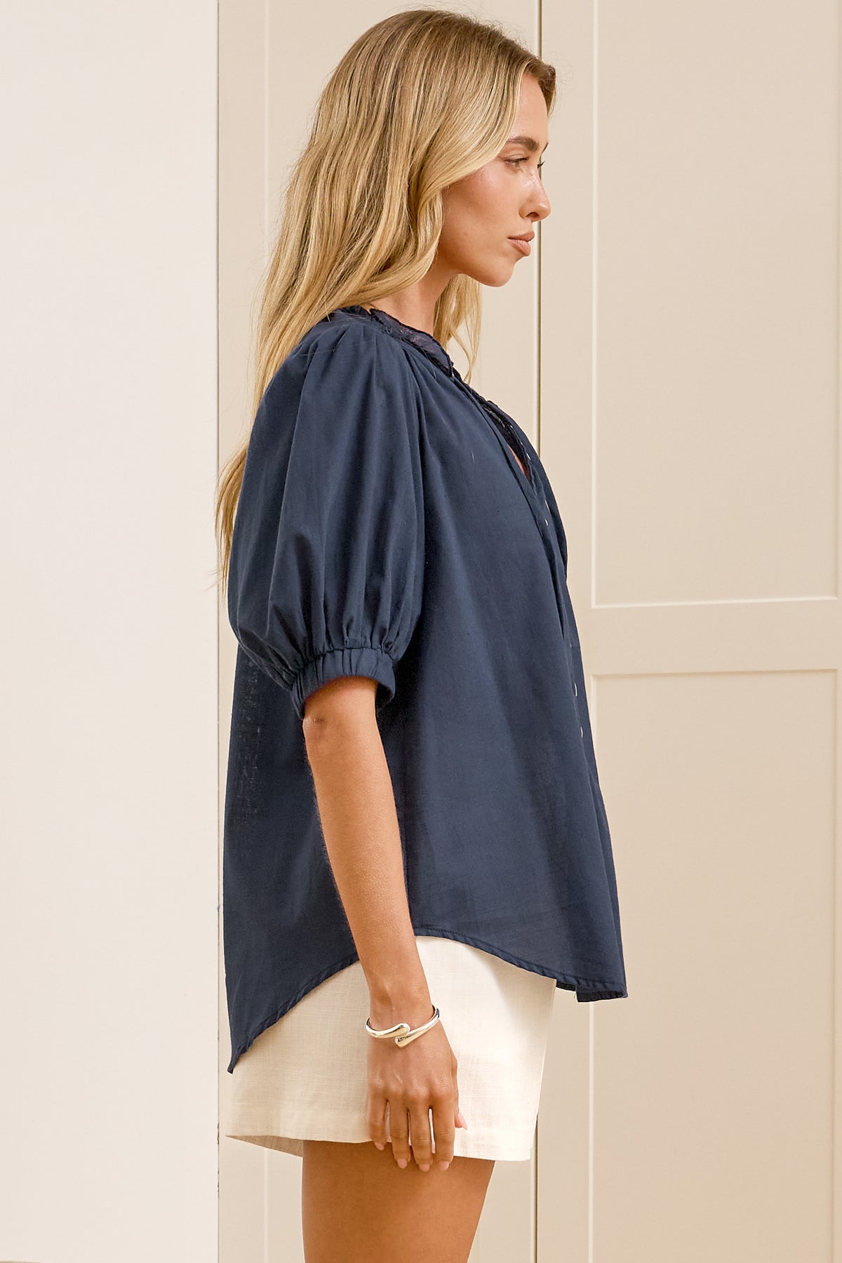 Alettie Blouse - Frill Collar Balloon Sleeve Button Down in Navy