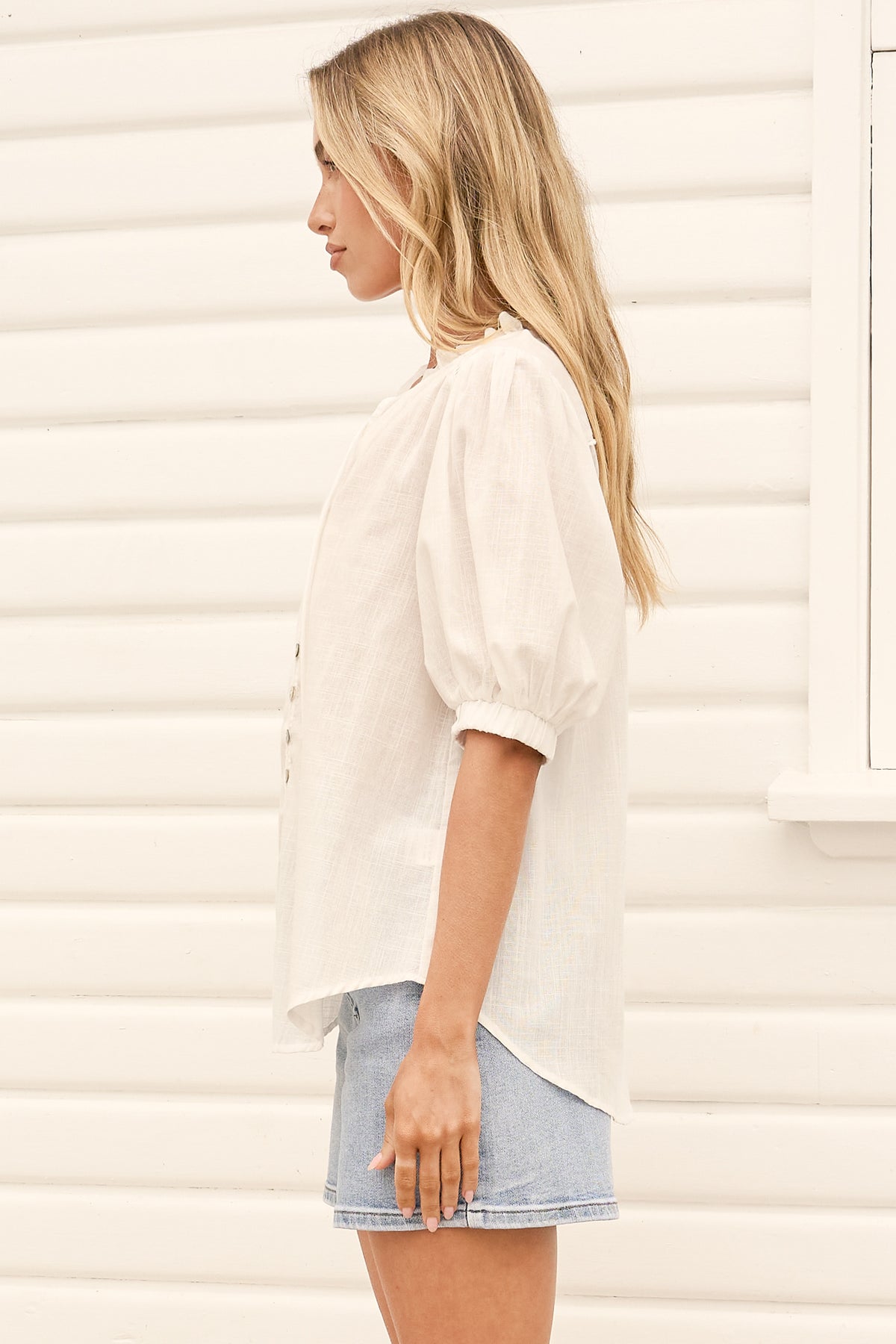 Alettie Blouse - Frill Collar Balloon Sleeve Button Down in White
