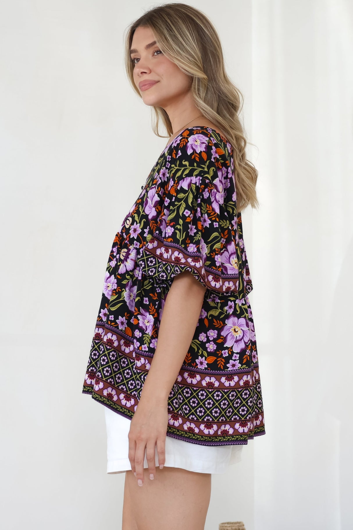 Arlette Blouse - V-Neck Buttoned Bodice Smock Top in Violet Femme Print