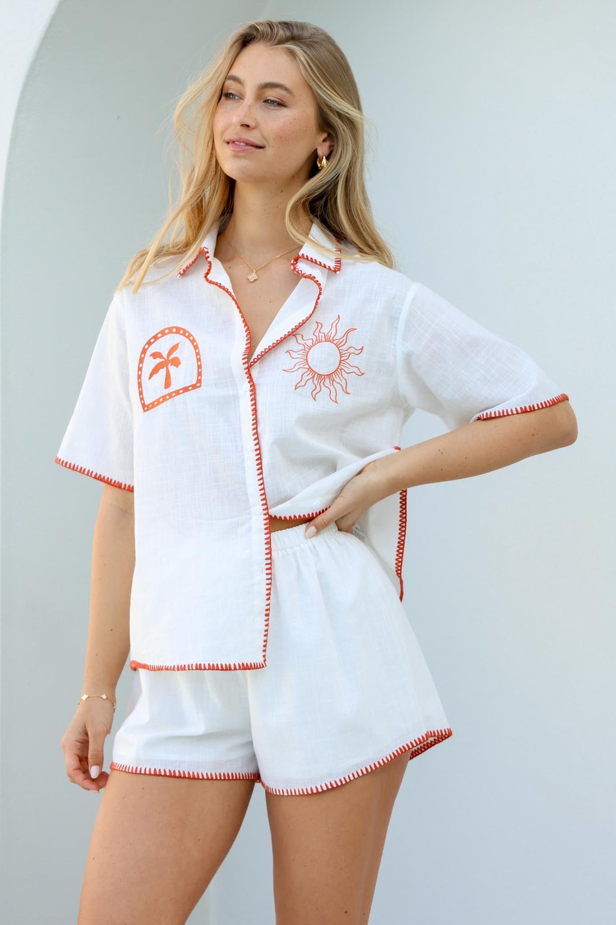 Aryanne Set - Button Up Shirt And Shorts in White