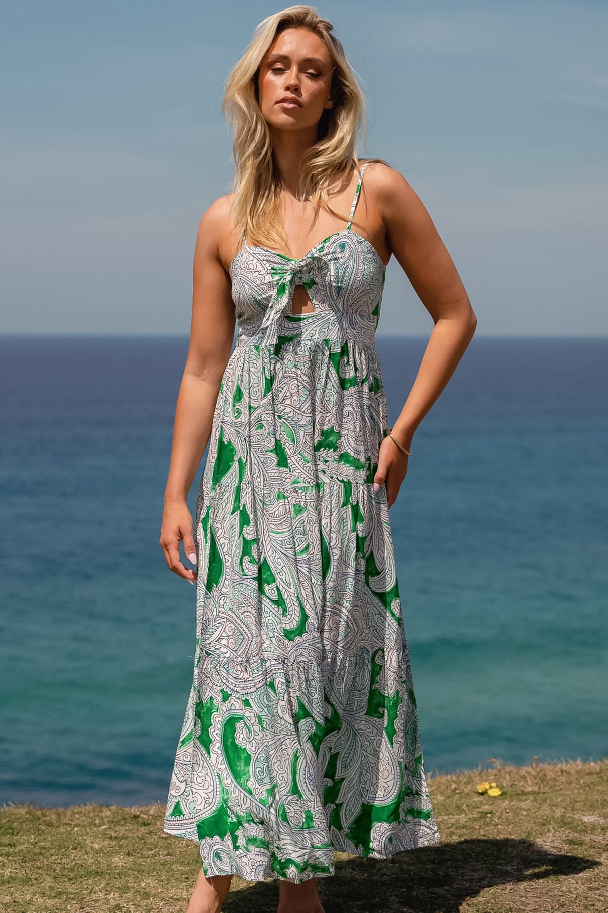 JAASE - Bambi Maxi Dress: Sun Dress with Cut Out Detail and Bow at the Bust in Kashira Print