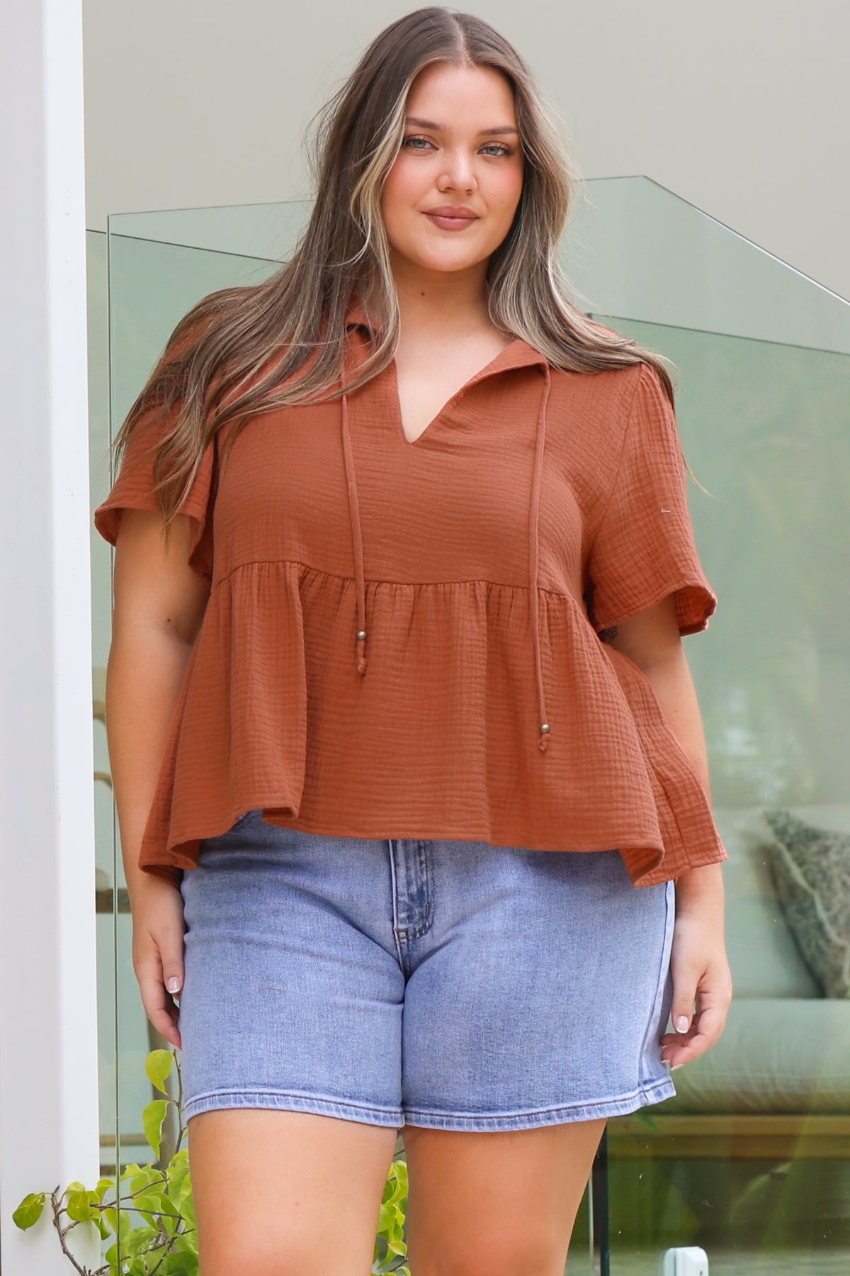 Bellina Top - Split Tie Neckline Babydoll Top with Short Sleeves in Clay