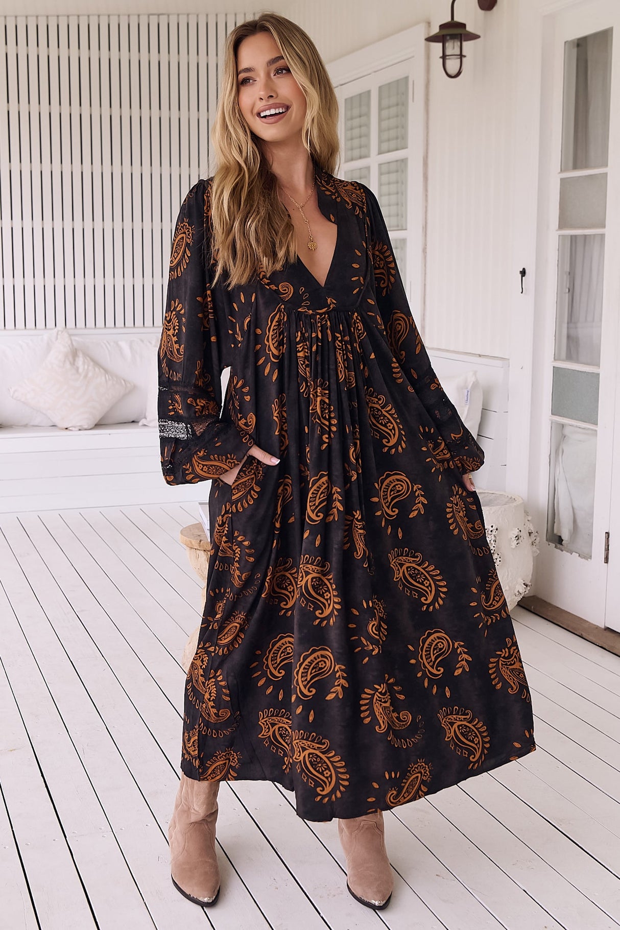 JAASE - Boheme Long Sleeve Midi Dress: Slimline Smock Dress in Milan Print