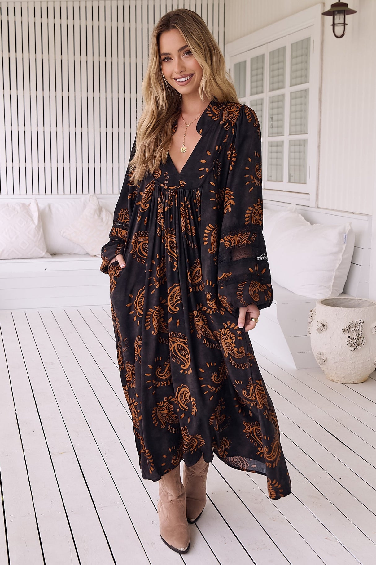 JAASE - Boheme Long Sleeve Midi Dress: Slimline Smock Dress in Milan Print