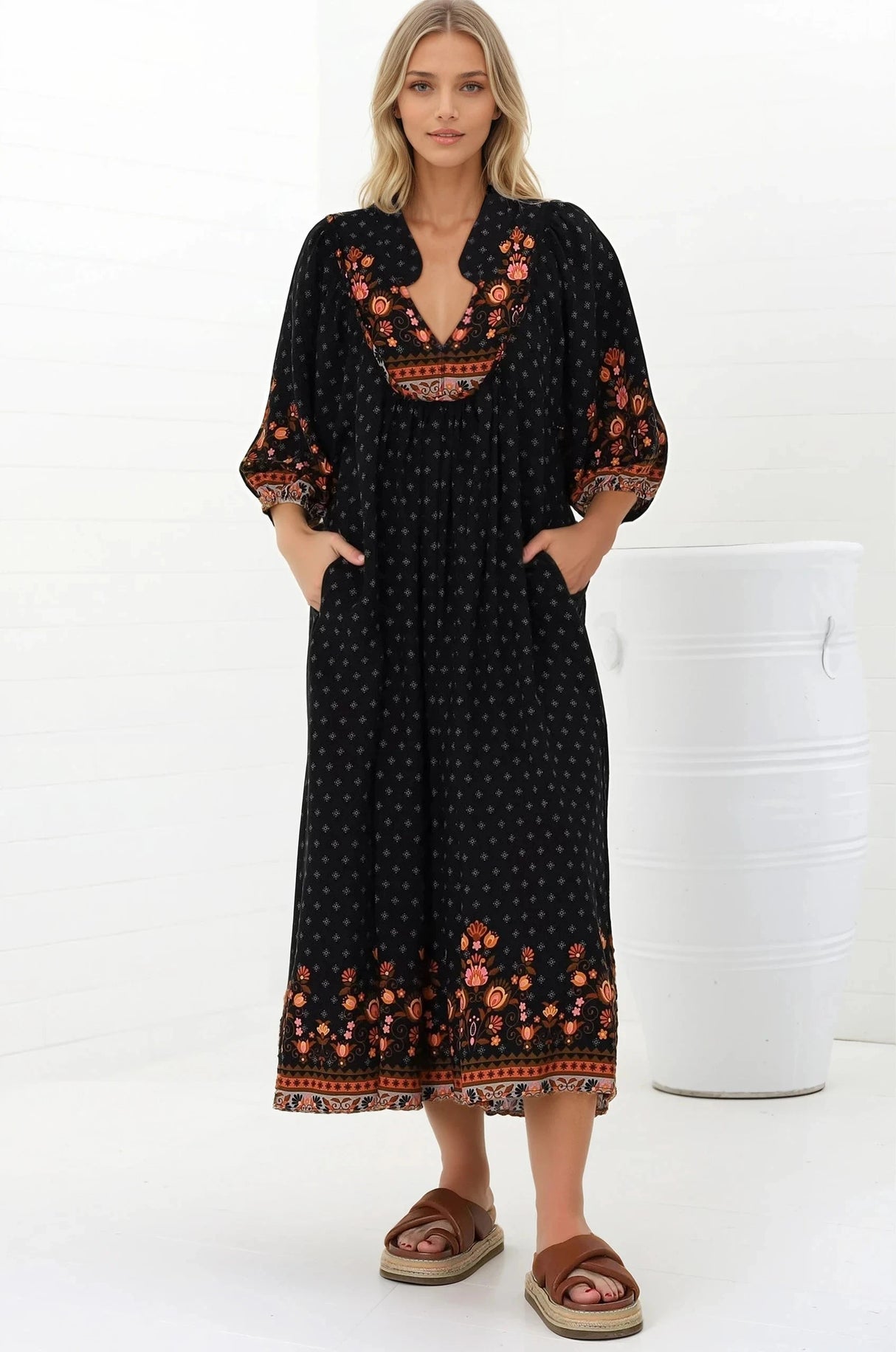 JAASE - Boheme Midi Dress: Slimline Smock Dress in Emmery Print