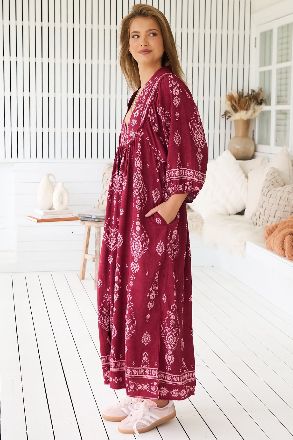 JAASE - Boheme Midi Dress: Piping Defined Bust 3/4 Sleeve Smock Dress in Rhubarb Kiva Print