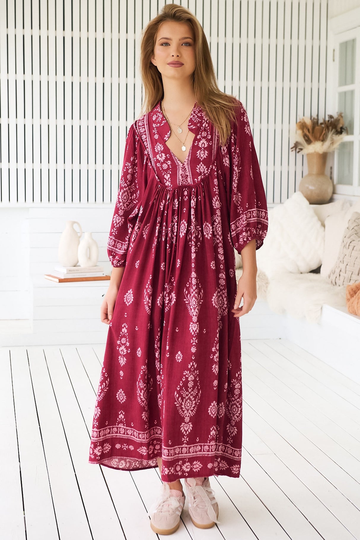 JAASE - Boheme Midi Dress: Piping Defined Bust 3/4 Sleeve Smock Dress in Rhubarb Kiva Print
