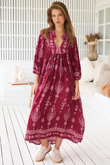 JAASE - Boheme Midi Dress: Piping Defined Bust 3/4 Sleeve Smock Dress in Rhubarb Kiva Print