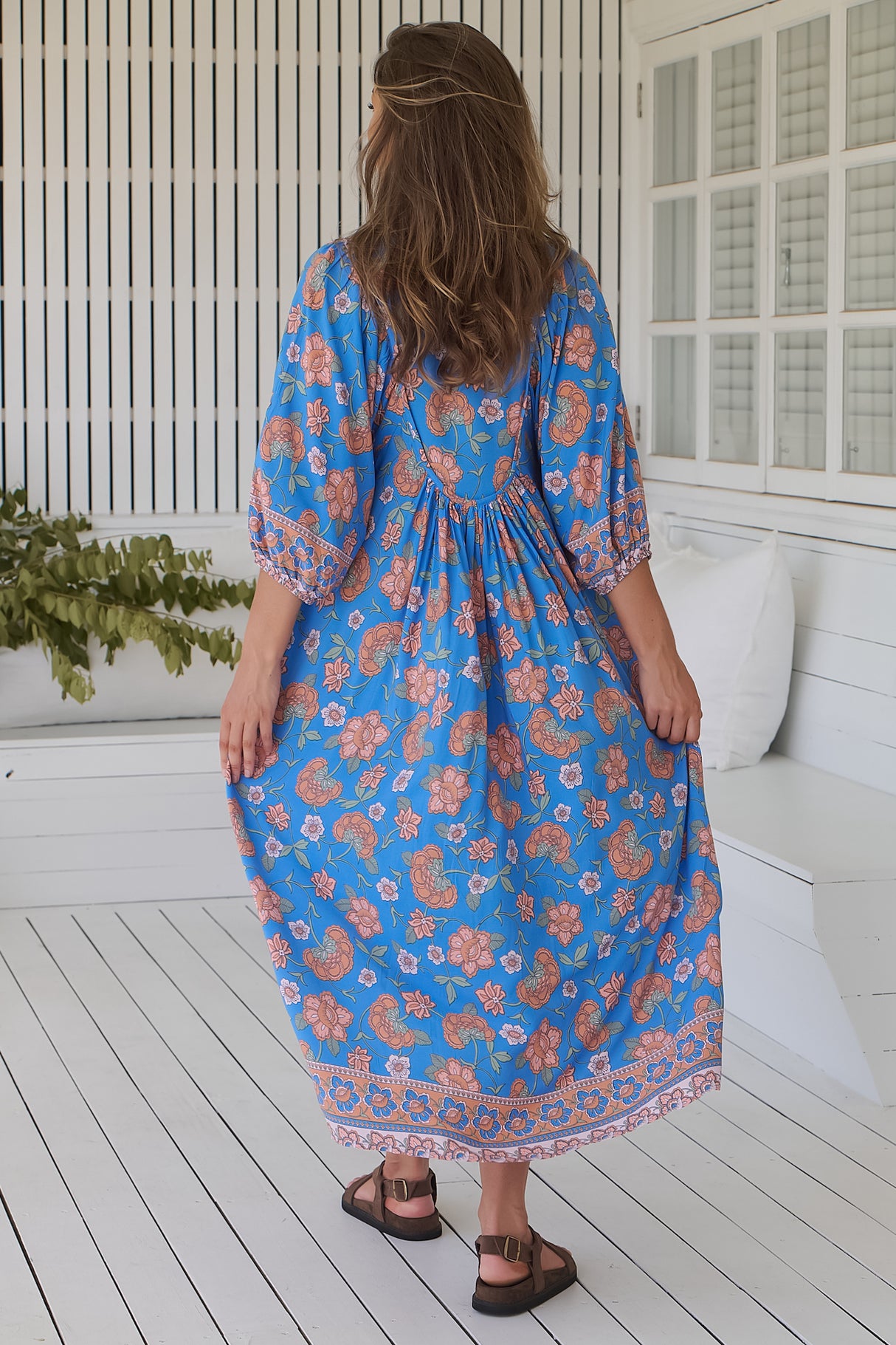 JAASE - Boheme Midi Dress: Piping Defined Bust Slimline Smock Dress in Sunseeker Print