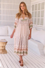 JAASE - Boheme Midi Dress: Piping Defined Bust 3/4 Sleeve Smock Dress in Mist Flower Print