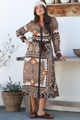 Booker Midi Dress - Long Sleeve Shirt Dress with Contrast Hemlines in Frankie Print