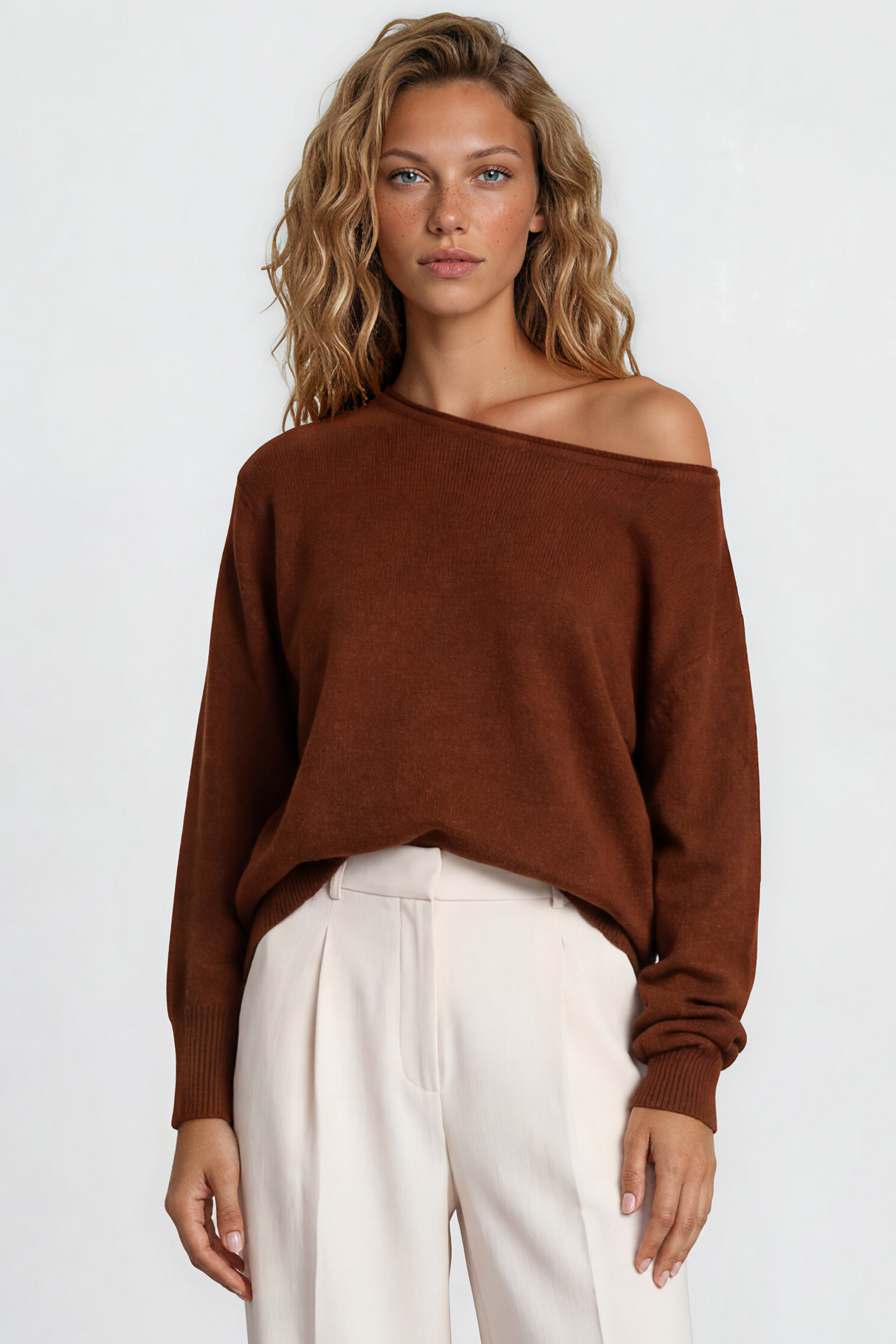 Willow Jumper - Relaxed fit Jumper with Long Sleeves in Rust