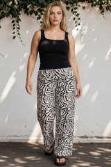 Channing Pants - High Waisted Wide-Leg Pants with Pockets in Jangle Print Black
