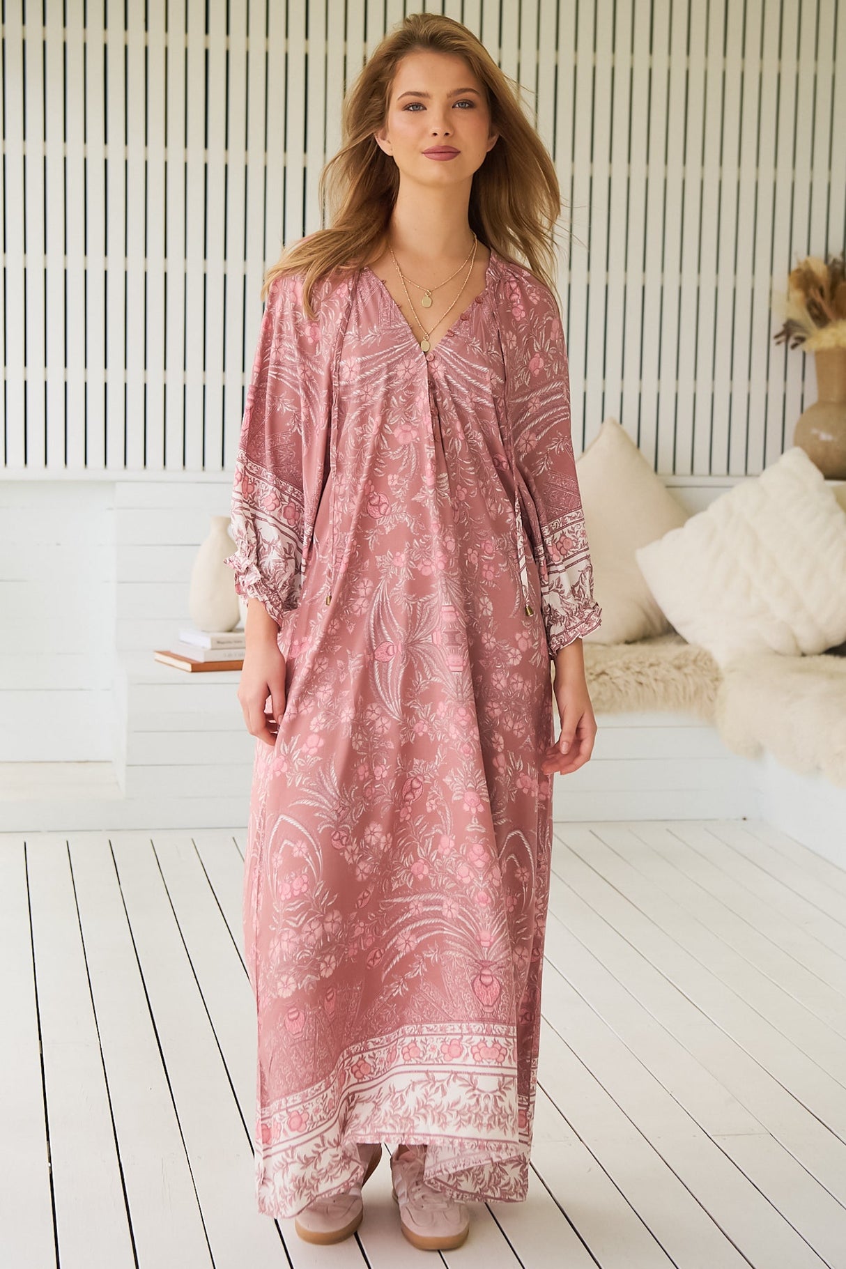 JAASE - Bree Maxi Dress: Frill Balloon Sleeve V Neck Shift Dress in Angelina Print