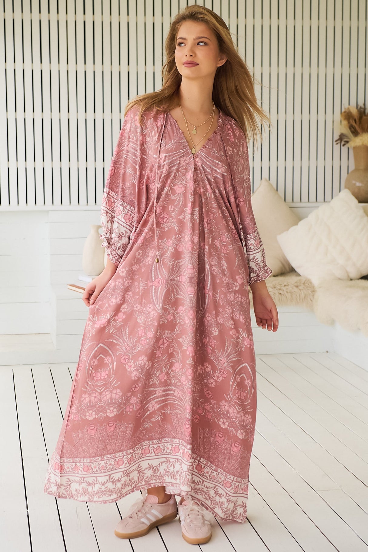 JAASE - Bree Maxi Dress: Frill Balloon Sleeve V Neck Shift Dress in Angelina Print
