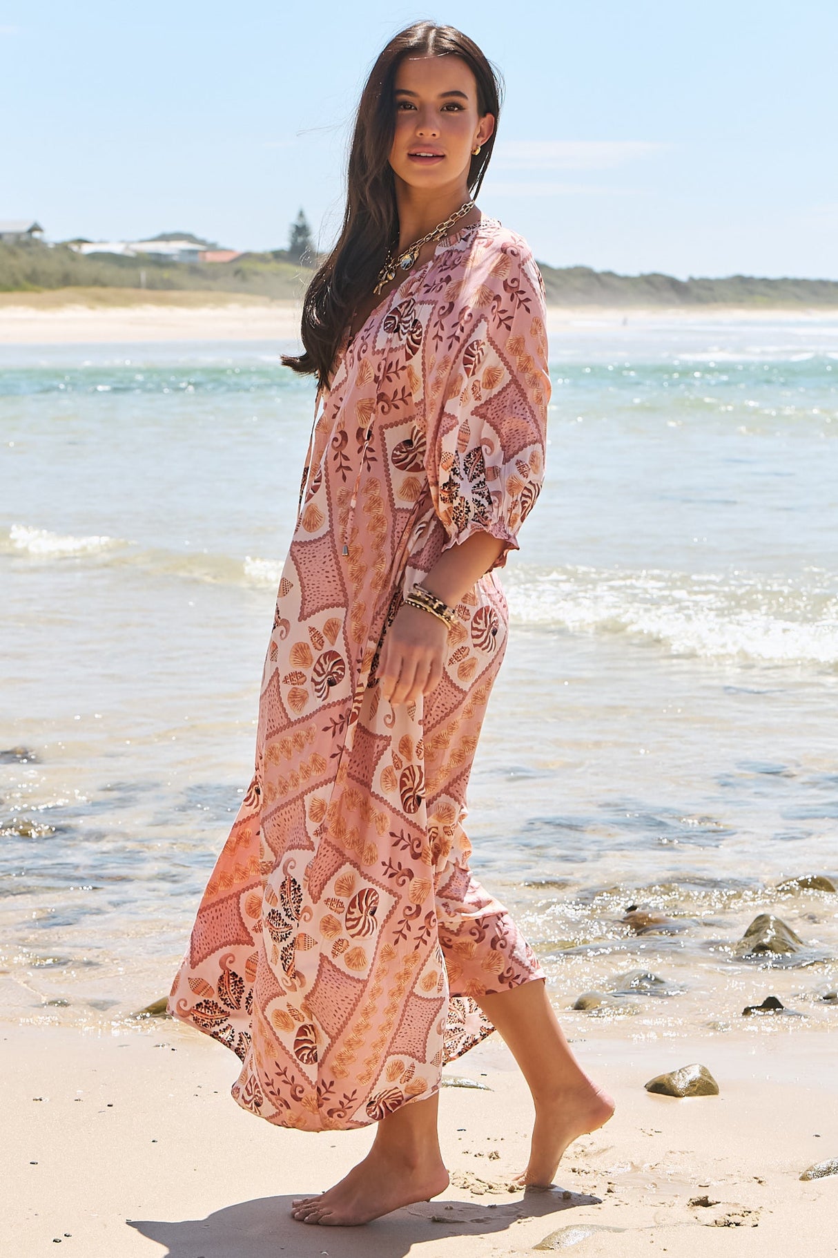 JAASE - Bree Maxi Dress: Balloon Sleeve Shift Dress in Tahitian Print