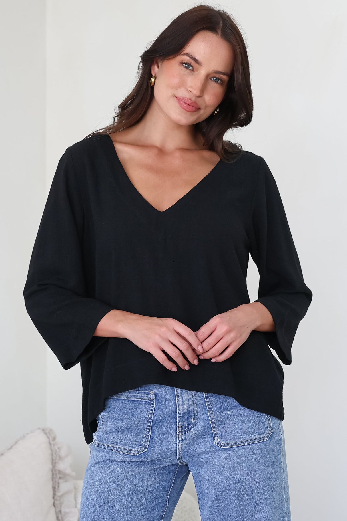 Breezer Top - Long Sleeve V Neck Pull Over Top with High Low Hemline in Black