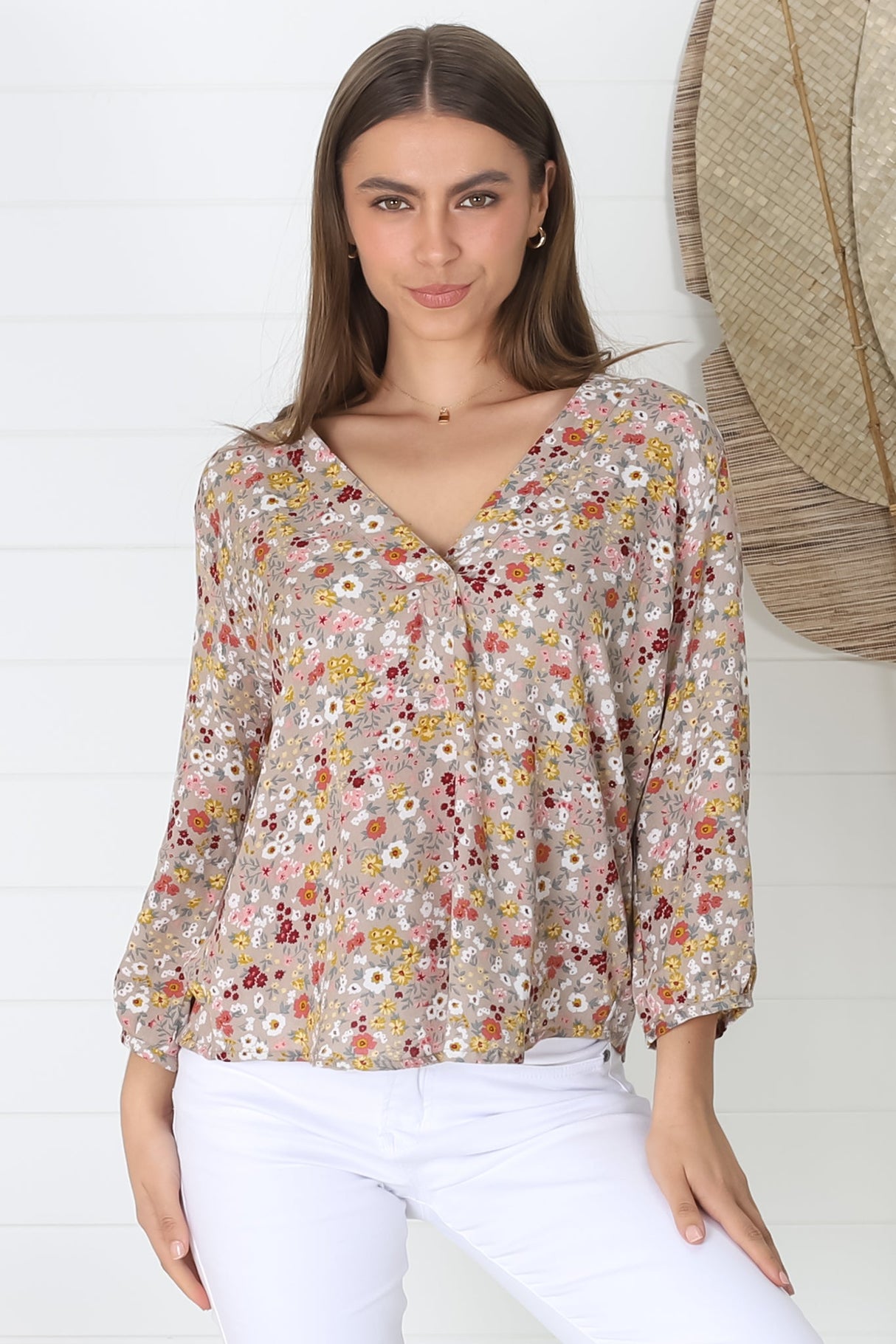 Brenda Top - V Neck 3/4 Sleeve with Button Cuff High-Low Hem Top in Hollie Print Beige