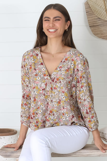 Brenda Top - V Neck 3/4 Sleeve with Button Cuff High-Low Hem Top in Hollie Print Beige